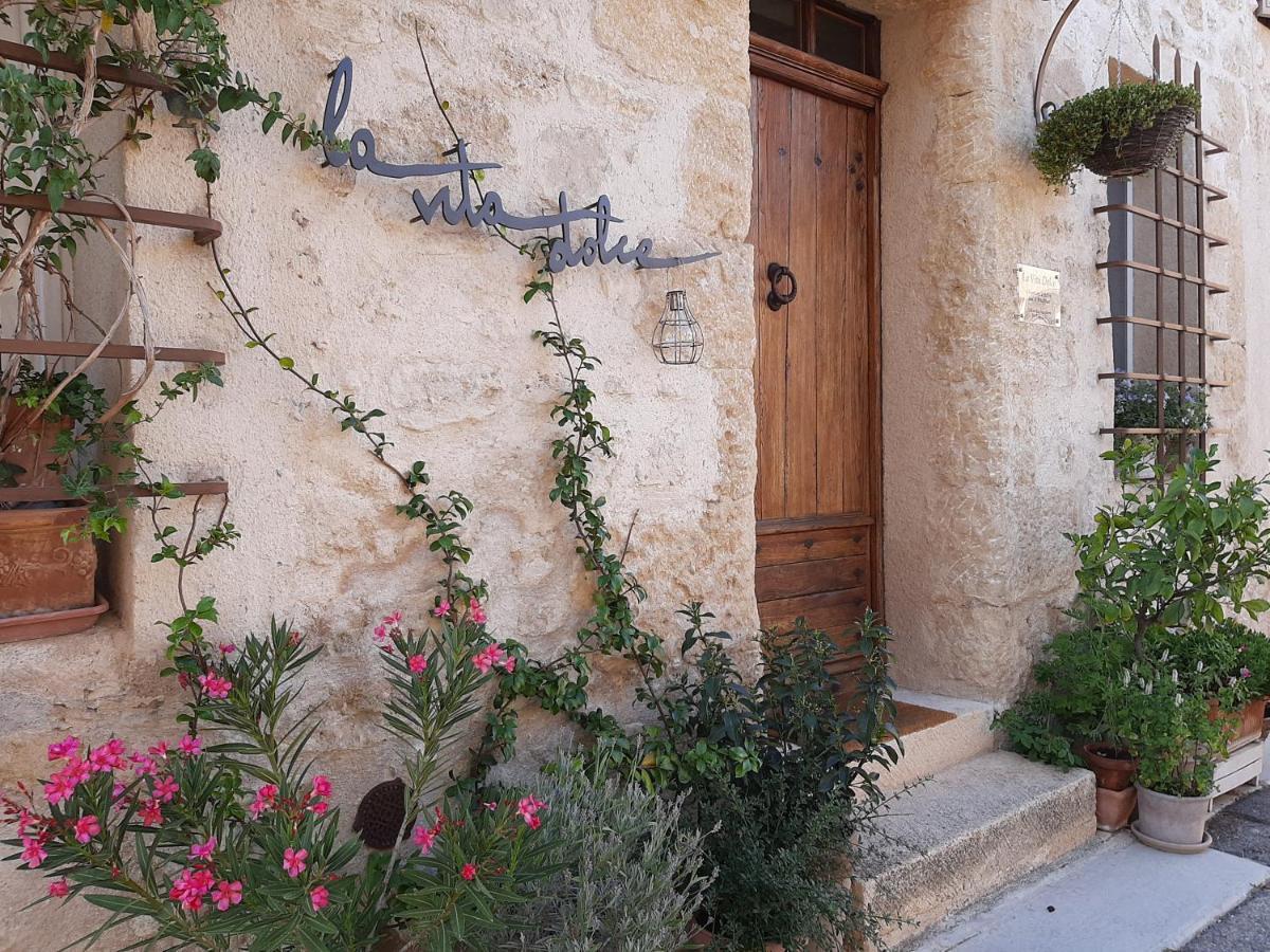 La Vita Dolce, Luberon Grambois Bagian luar foto